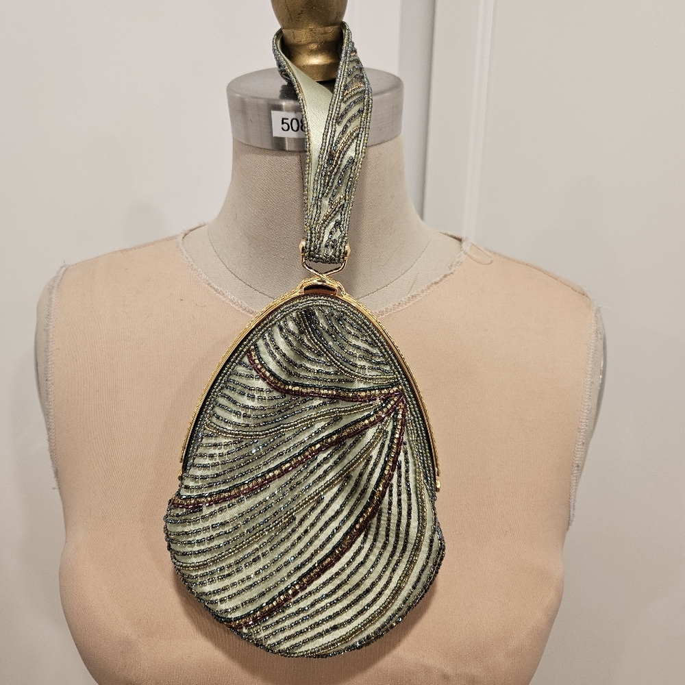 Vintage Beaded Swirl Wristlet in Pale Green and Gold